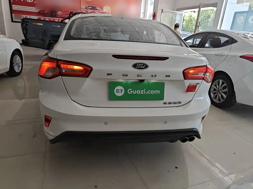 Ford Focus — миниатюра 6