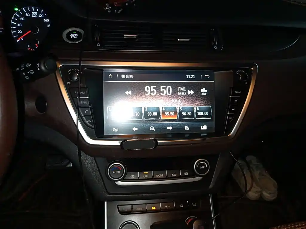 Landwind Landwind X7 — миниатюра 9