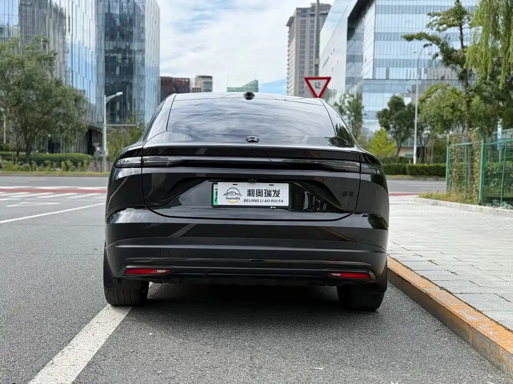 NIO EC6 — миниатюра 5