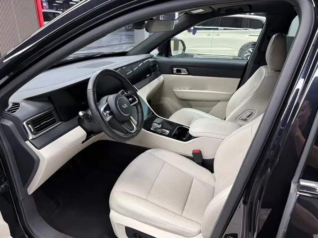 Li Auto Li ONE — миниатюра 5