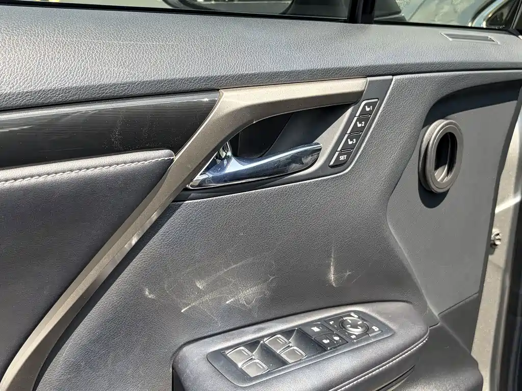 Lexus RX — миниатюра 16