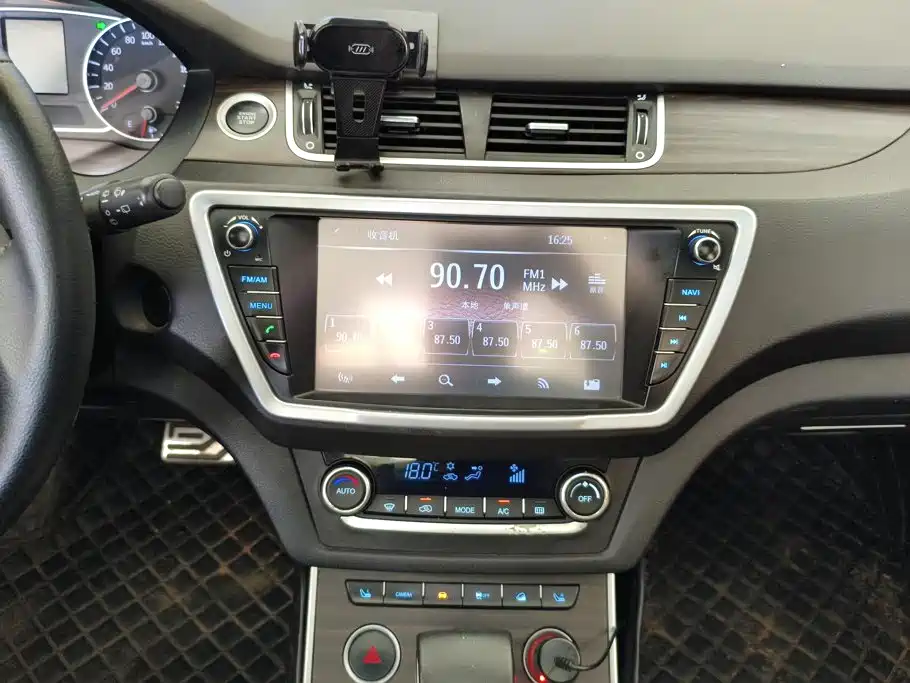 Landwind Landwind X7 — миниатюра 13