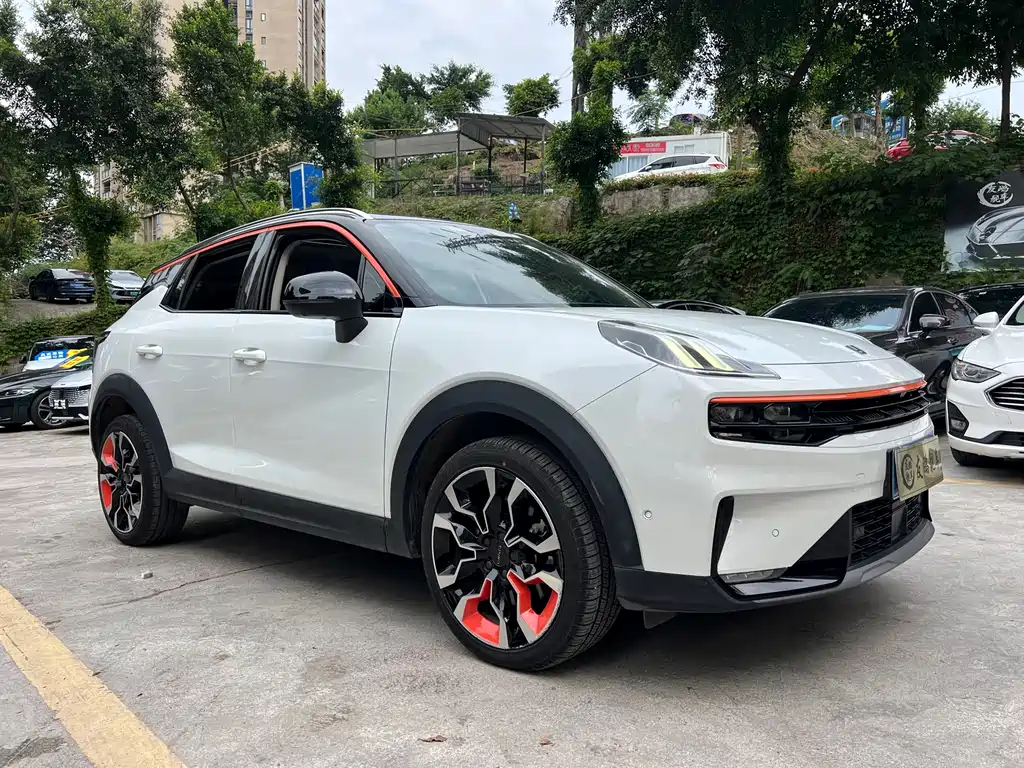 Lynk & Co 06 2020 1.5T