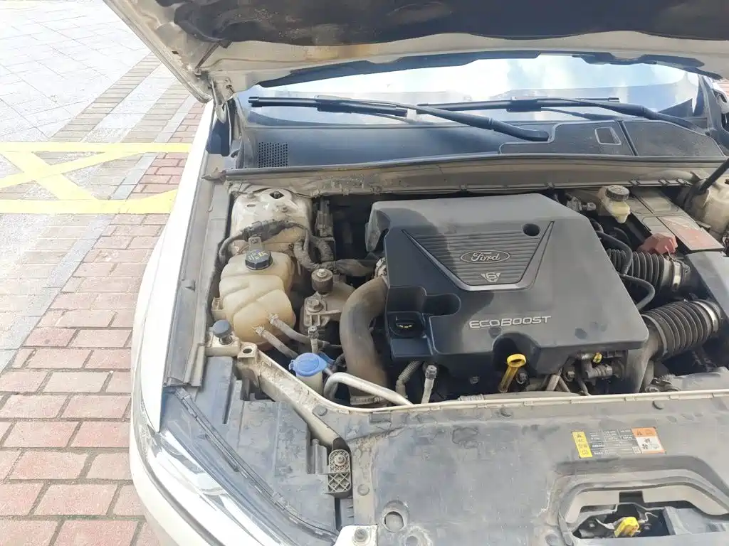 Ford Taurus — миниатюра 20