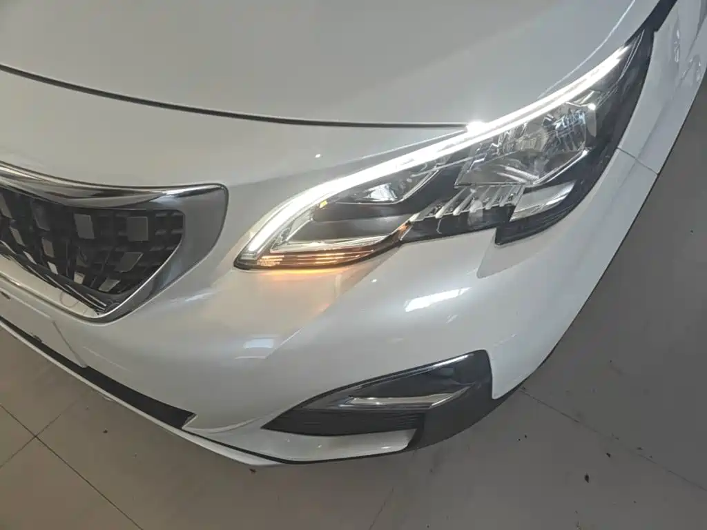 Peugeot 4008 — миниатюра 24