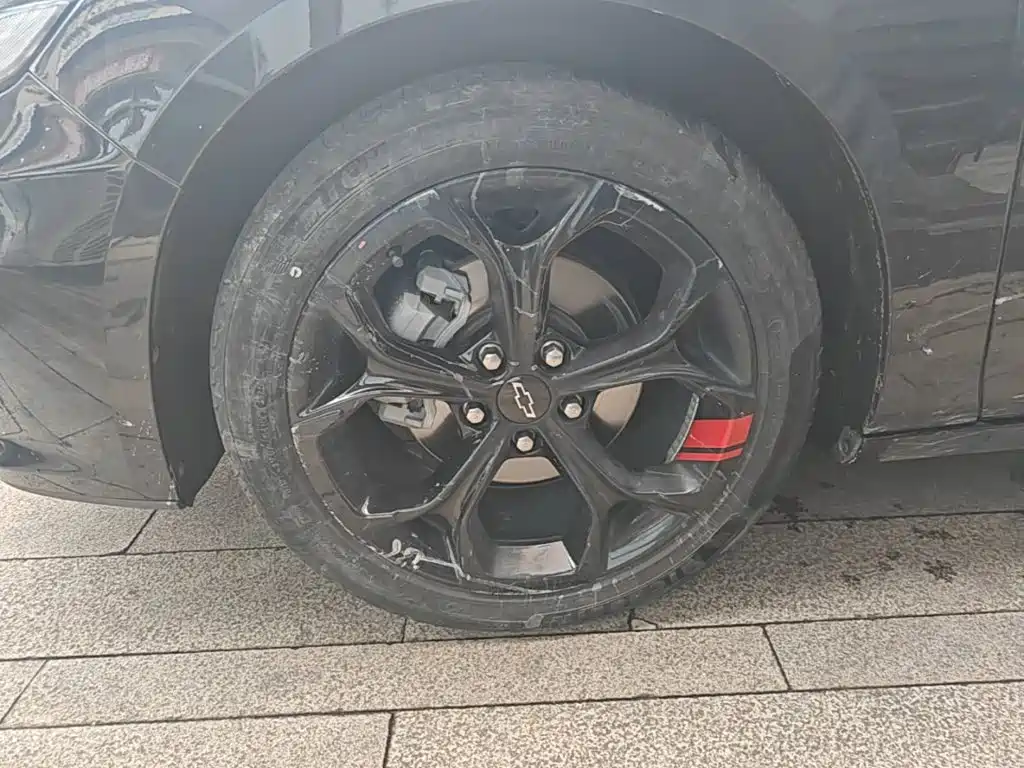 Chevrolet Malibu XL — миниатюра 23