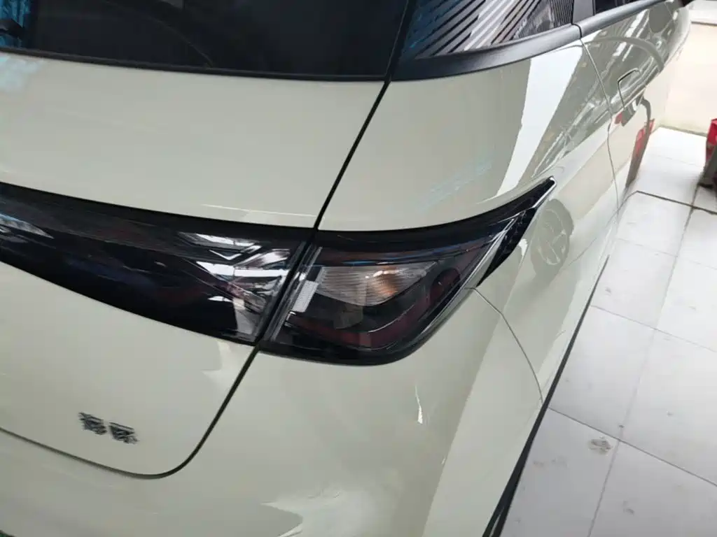 BYD Dolphin — миниатюра 8