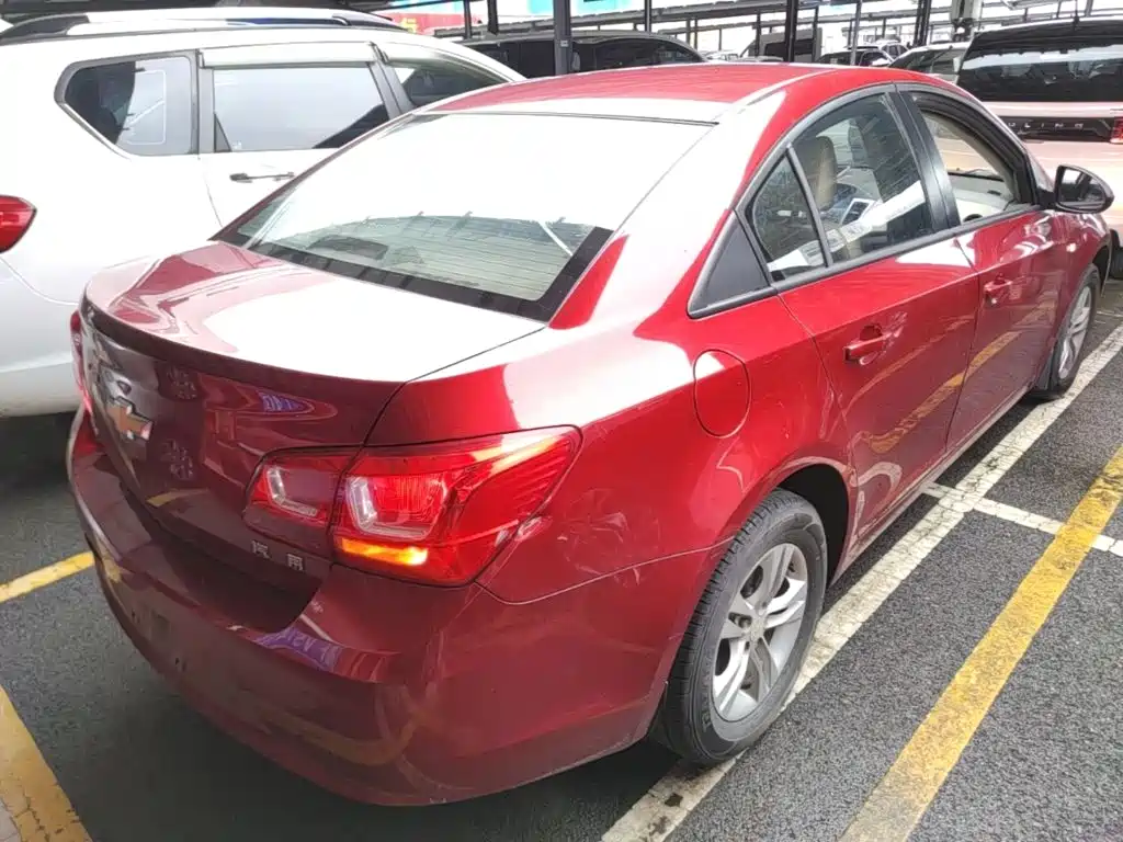 Chevrolet Cruze 2015 1.5L SL MT