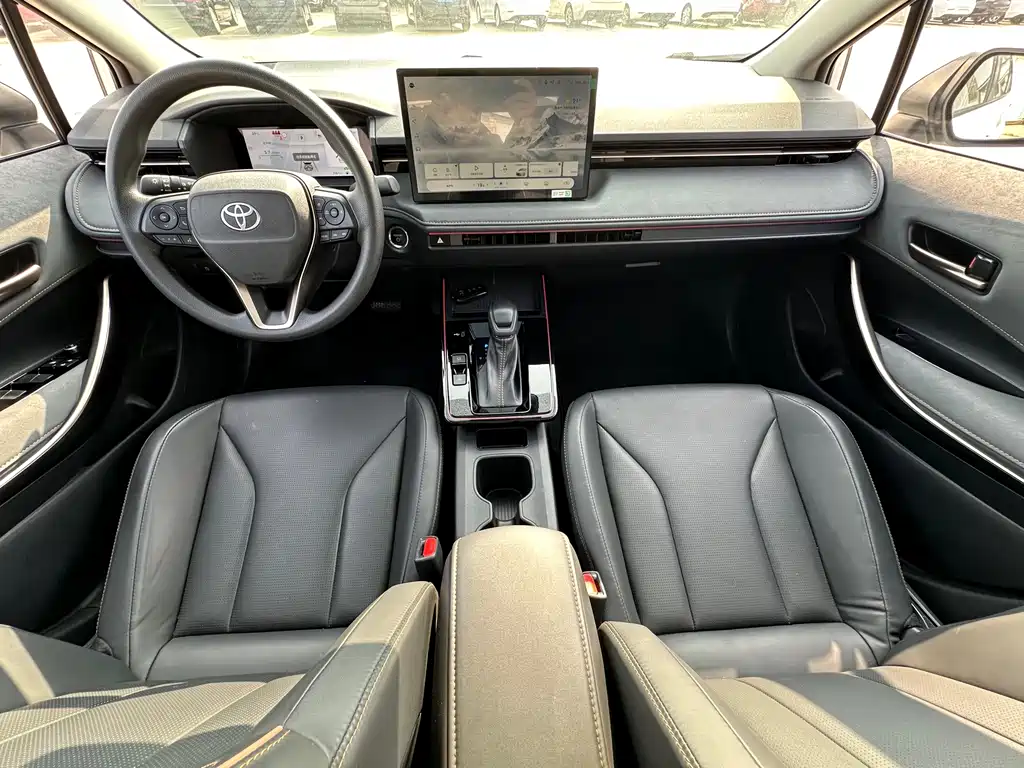 Toyota Corolla — миниатюра 6