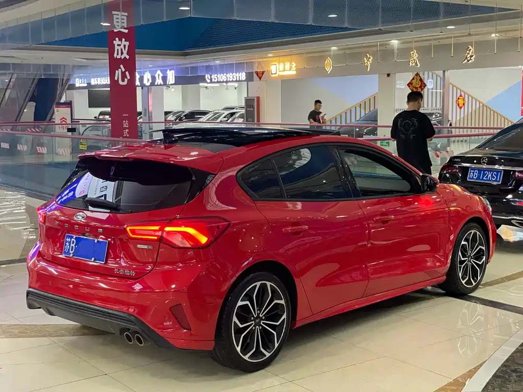 Ford Focus — миниатюра 3