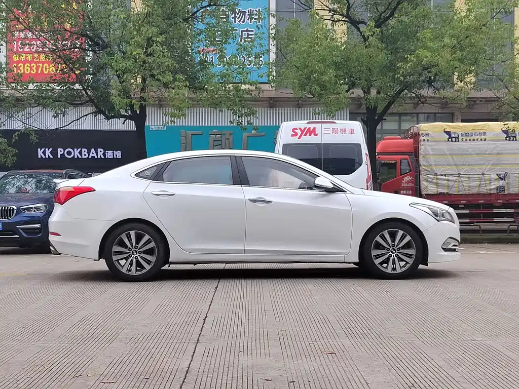 Hyundai Mistra — миниатюра 8