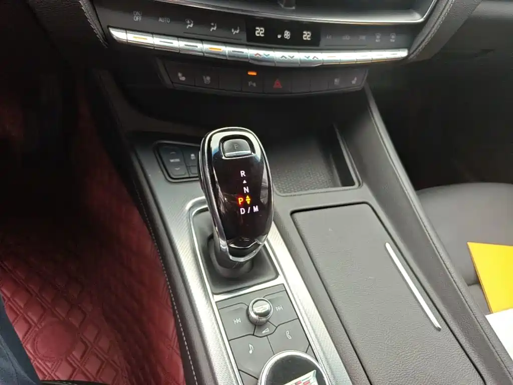 Cadillac CT5 — миниатюра 14