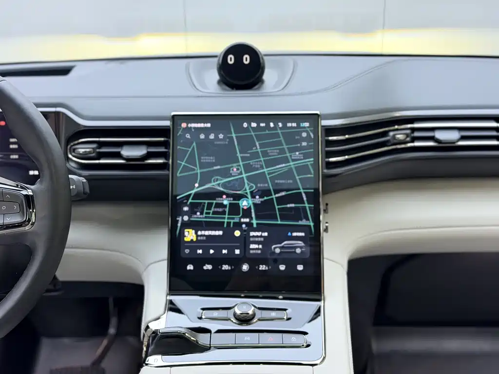 NIO ES8 — миниатюра 7