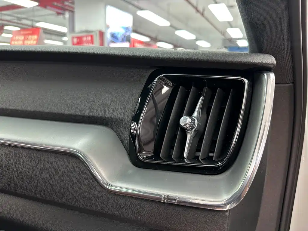 Volvo XC60 — миниатюра 26