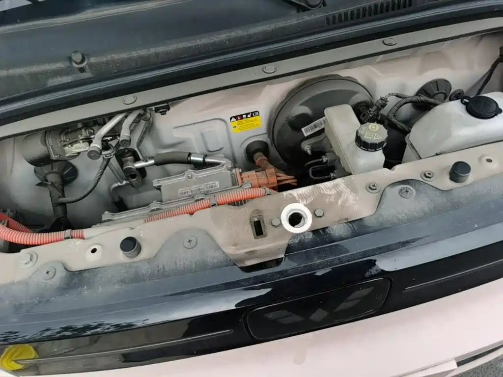 Wuling MINIEV — миниатюра 25