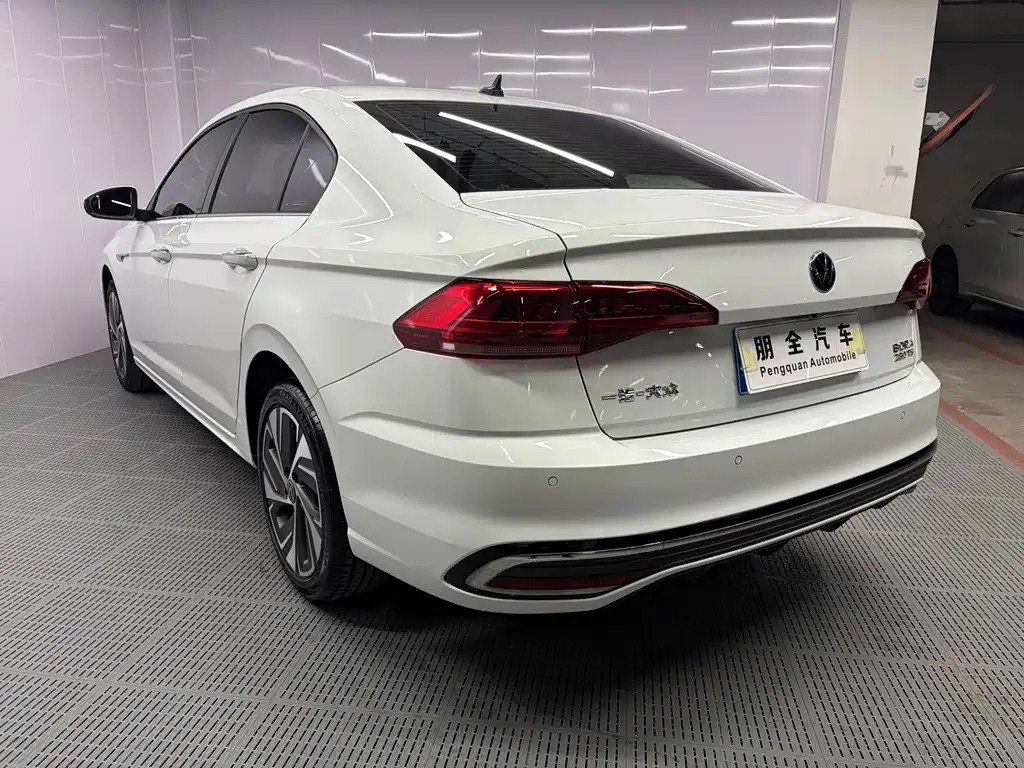 Volkswagen Bora — миниатюра 16