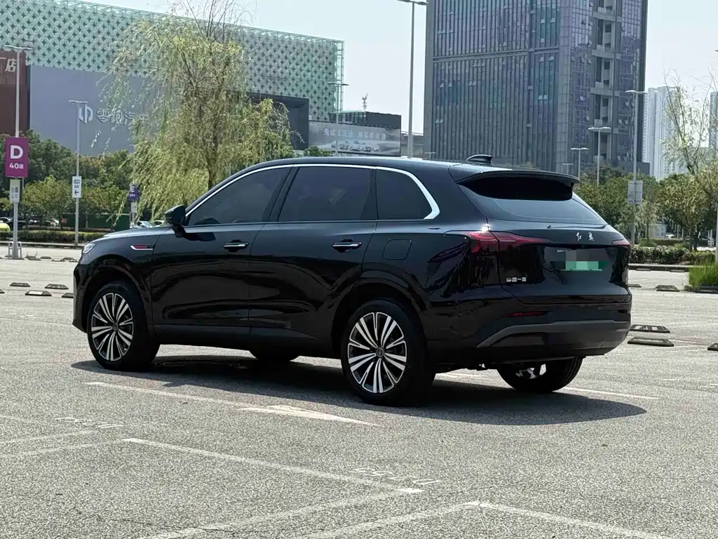Hongqi Красный флаг HS6 PHEV — миниатюра 12
