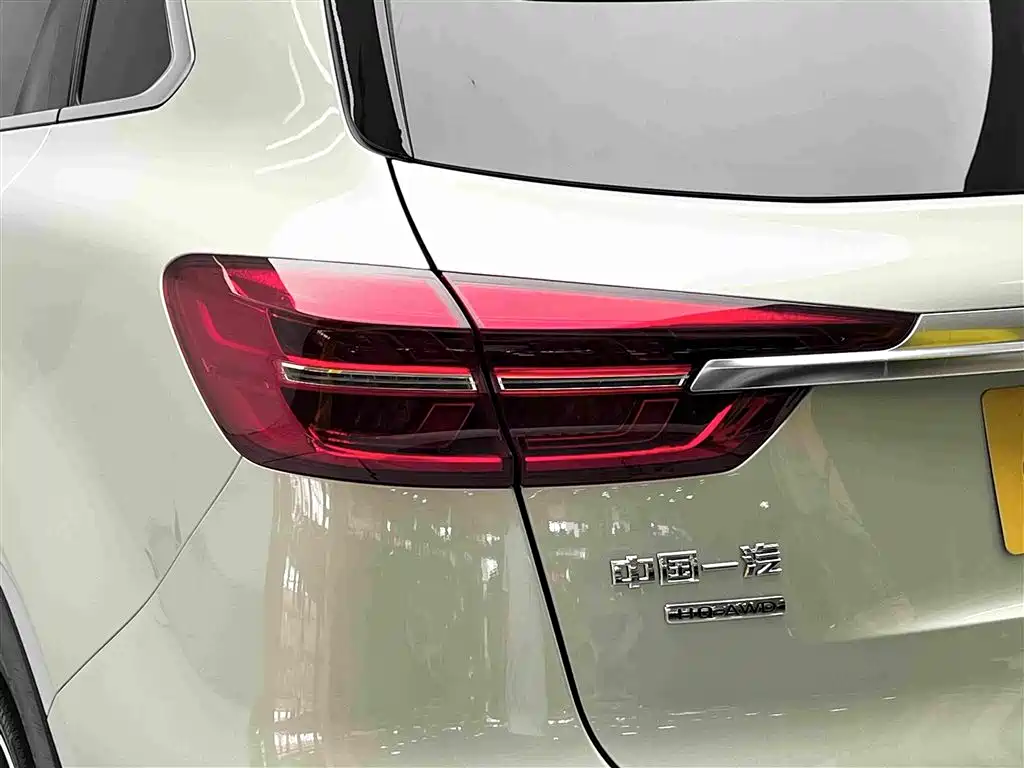Hongqi Hongqi HS5 — миниатюра 14