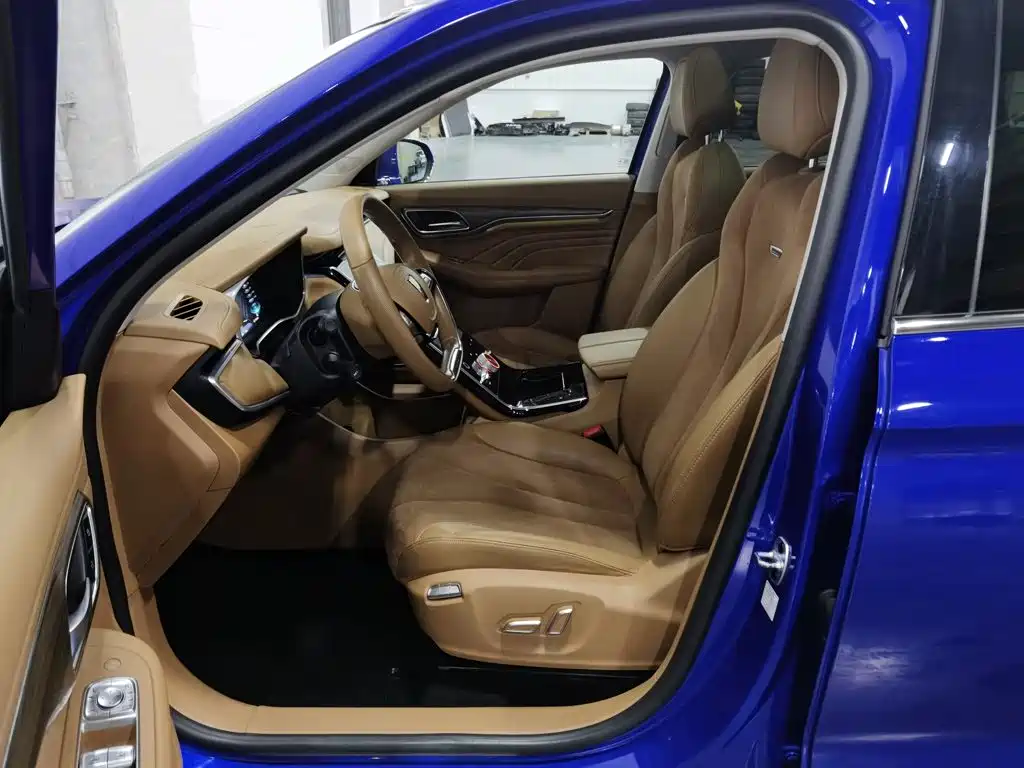Roewe MARVEL X — миниатюра 10