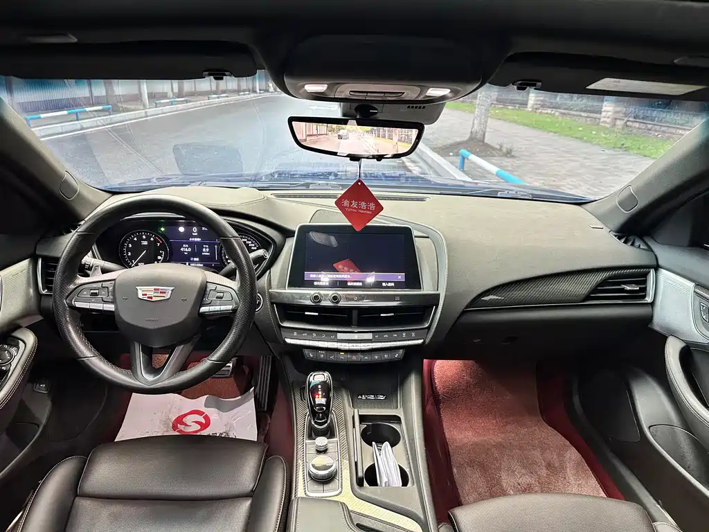 Cadillac CT5 — миниатюра 9