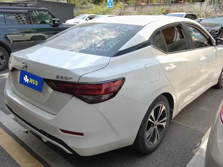 Nissan Sylphy — миниатюра 3