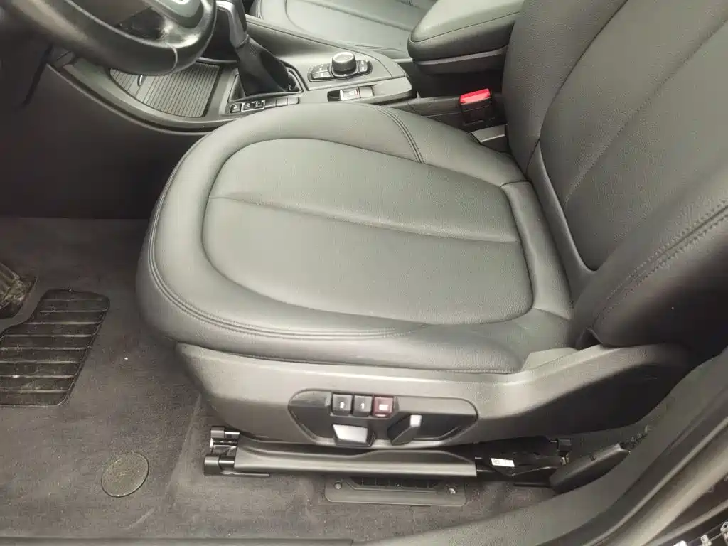 BMW X1 — миниатюра 20