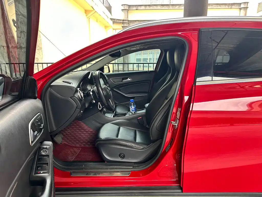Mercedes-Benz GLA — миниатюра 13