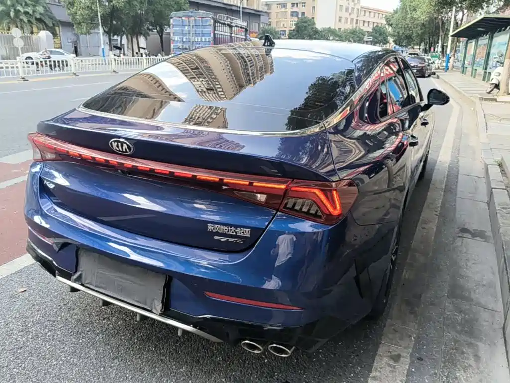Kia K5 — миниатюра 7