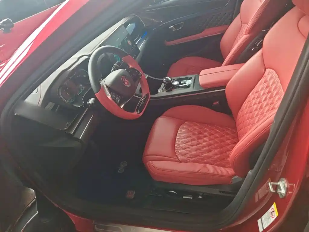 BYD Han — миниатюра 15