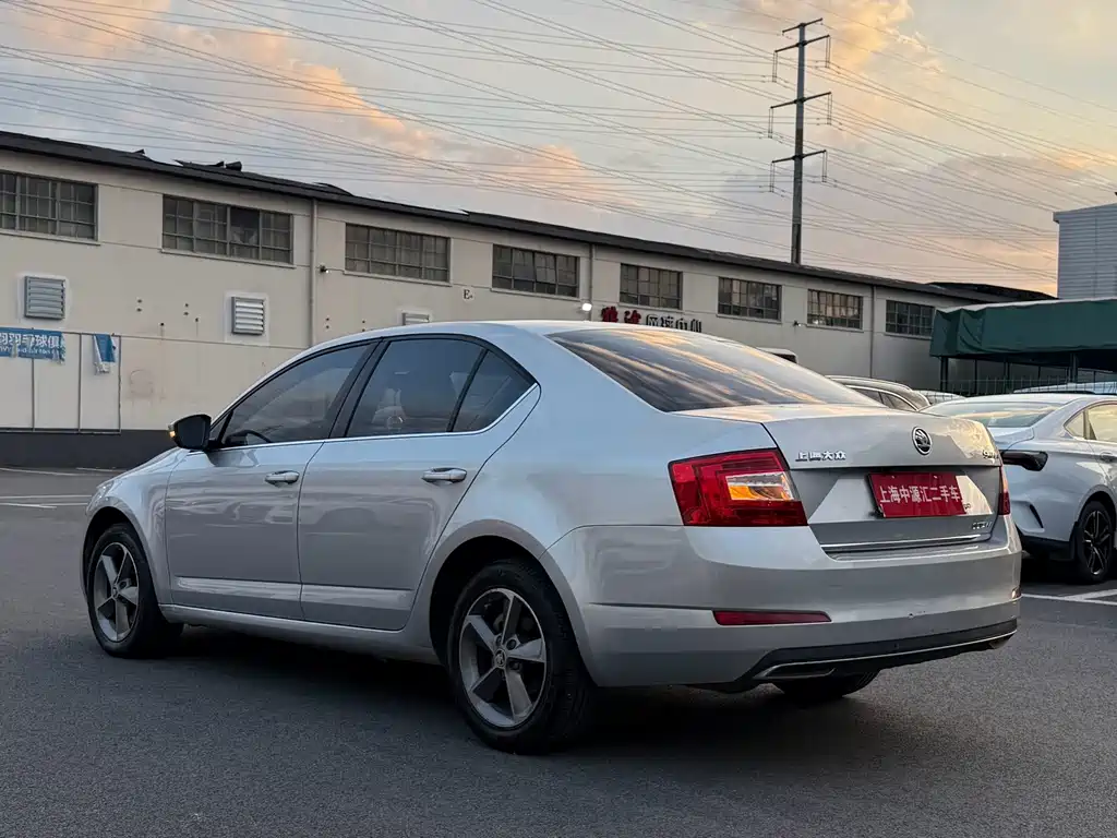 Skoda Octavia — миниатюра 15