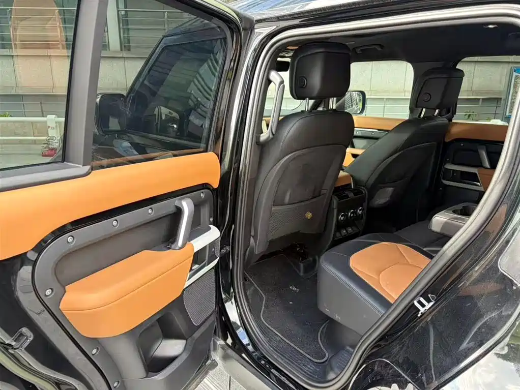 Land Rover Land Rover Defender 2023 110 3.0T P400 X-DYNAMIC HSE