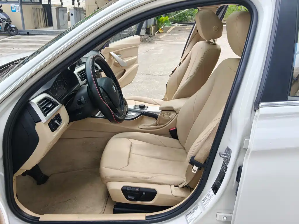 BMW 3 Series — миниатюра 9