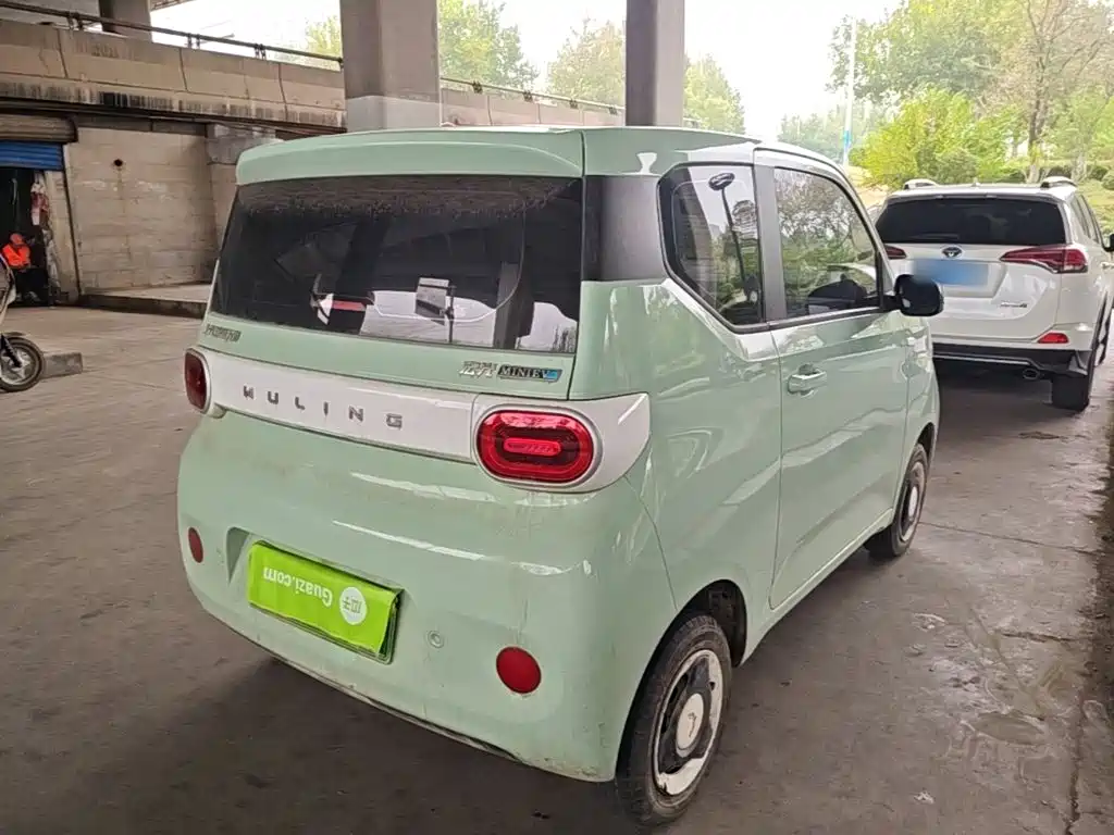 Wuling MINIEV — миниатюра 7