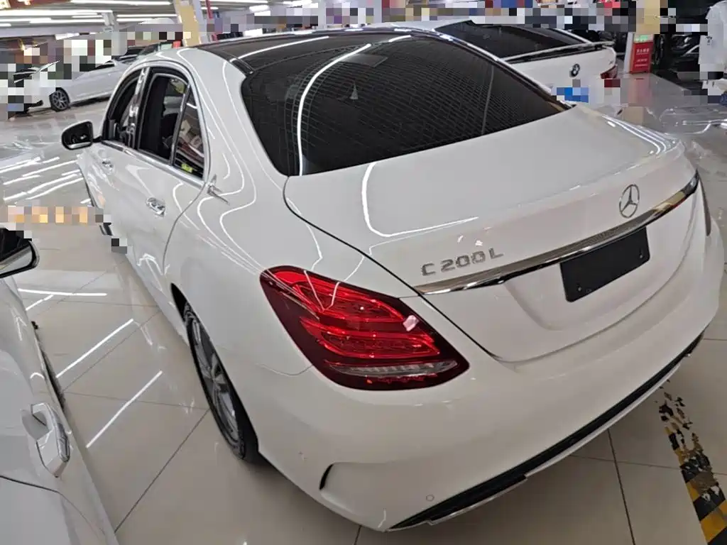 Mercedes-Benz C-Class — миниатюра 5