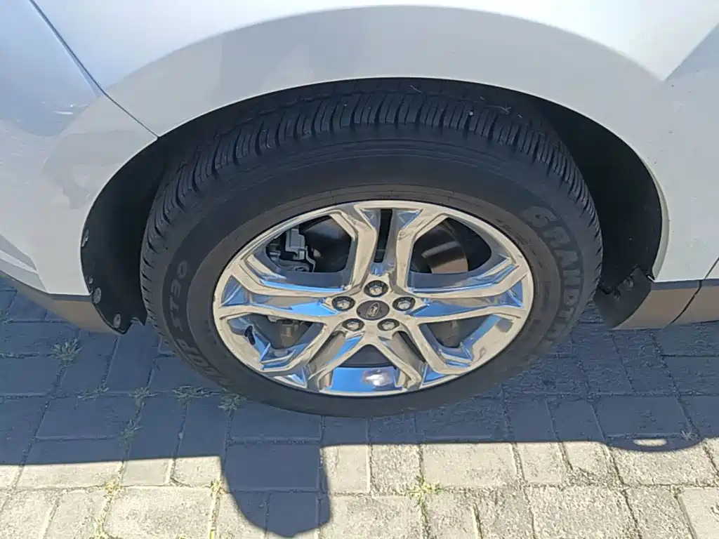 Ford Edge — миниатюра 23