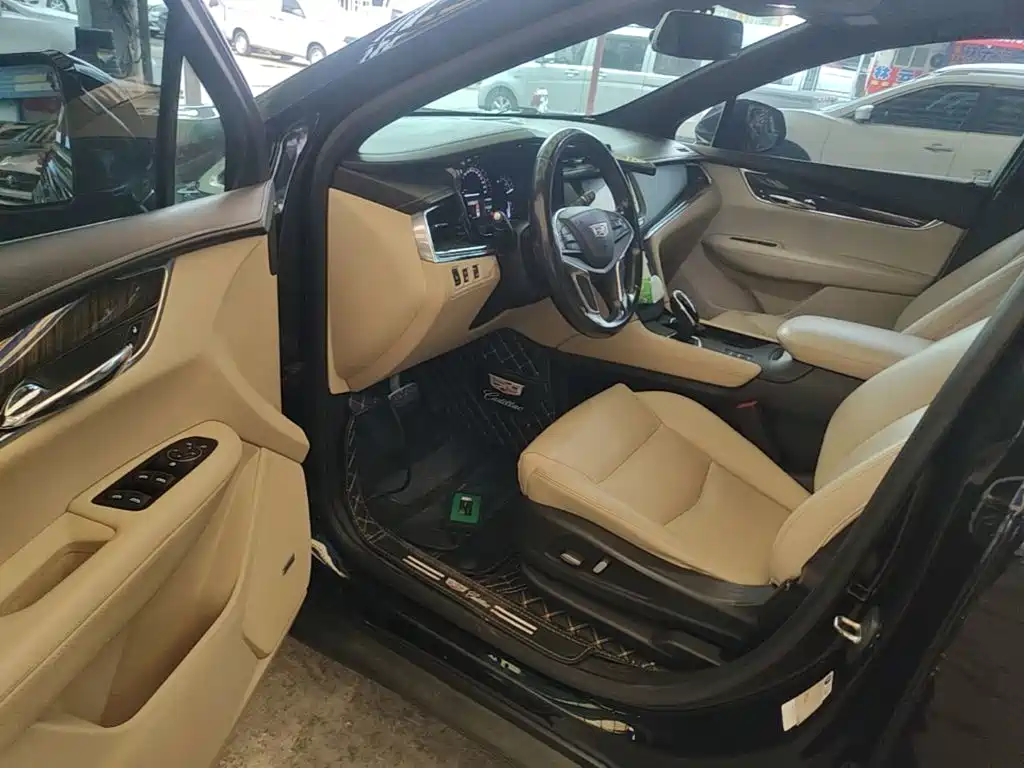 Cadillac XT5 — миниатюра 16