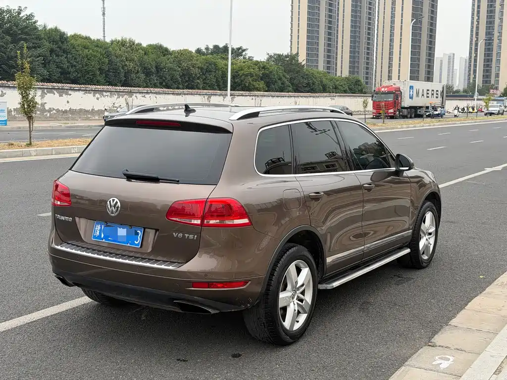 Volkswagen Touareg — миниатюра 12