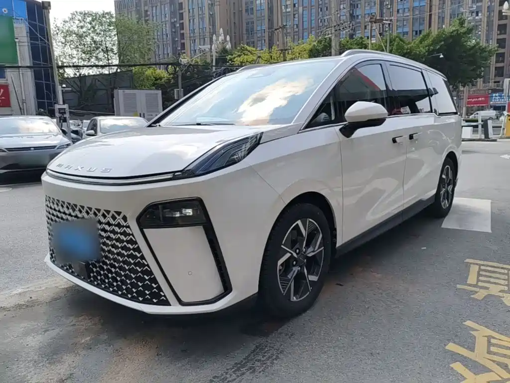 Maxus G70