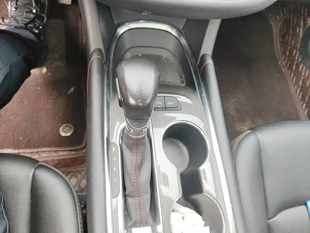 Chevrolet Malibu XL — миниатюра 14