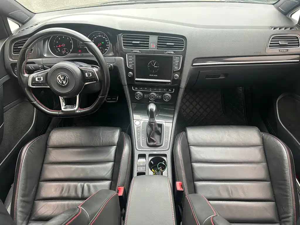 Volkswagen Golf GTI — миниатюра 7