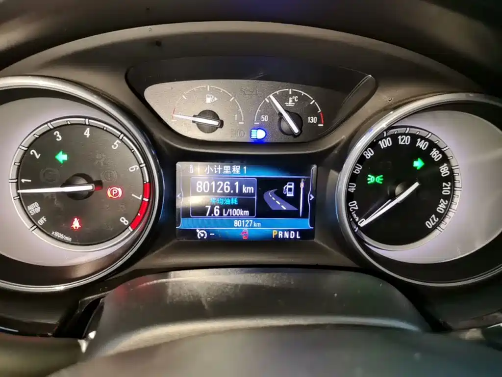 Buick Verano — миниатюра 12