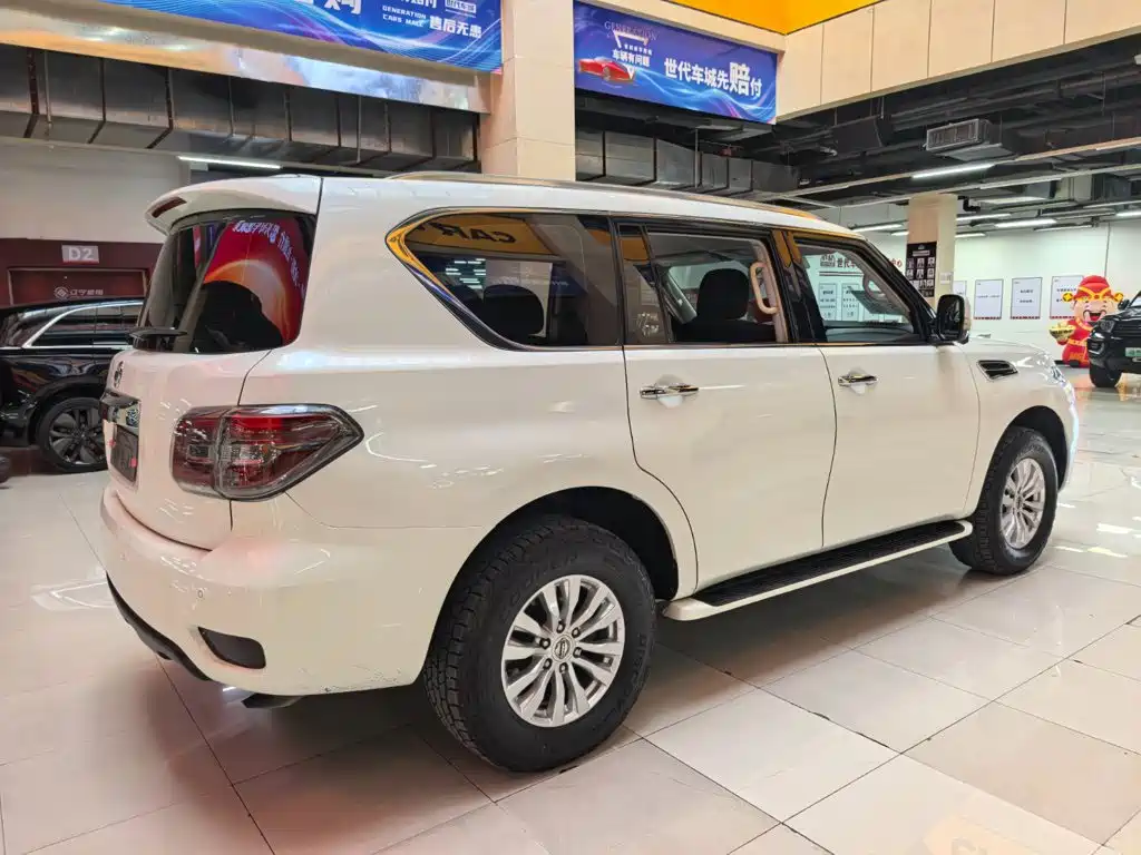 Nissan Patrol — миниатюра 3
