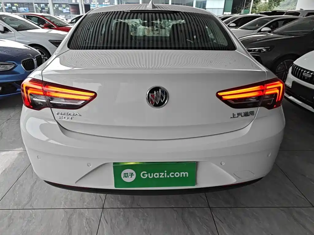 Buick Regal — миниатюра 6