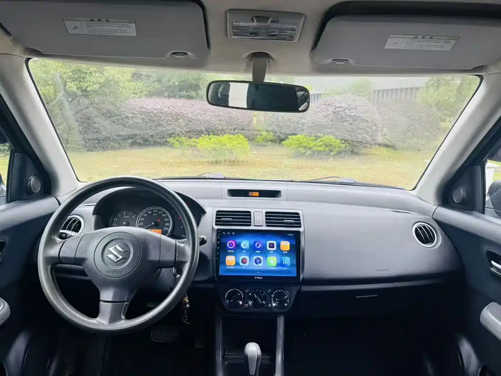 Suzuki Swift — миниатюра 9
