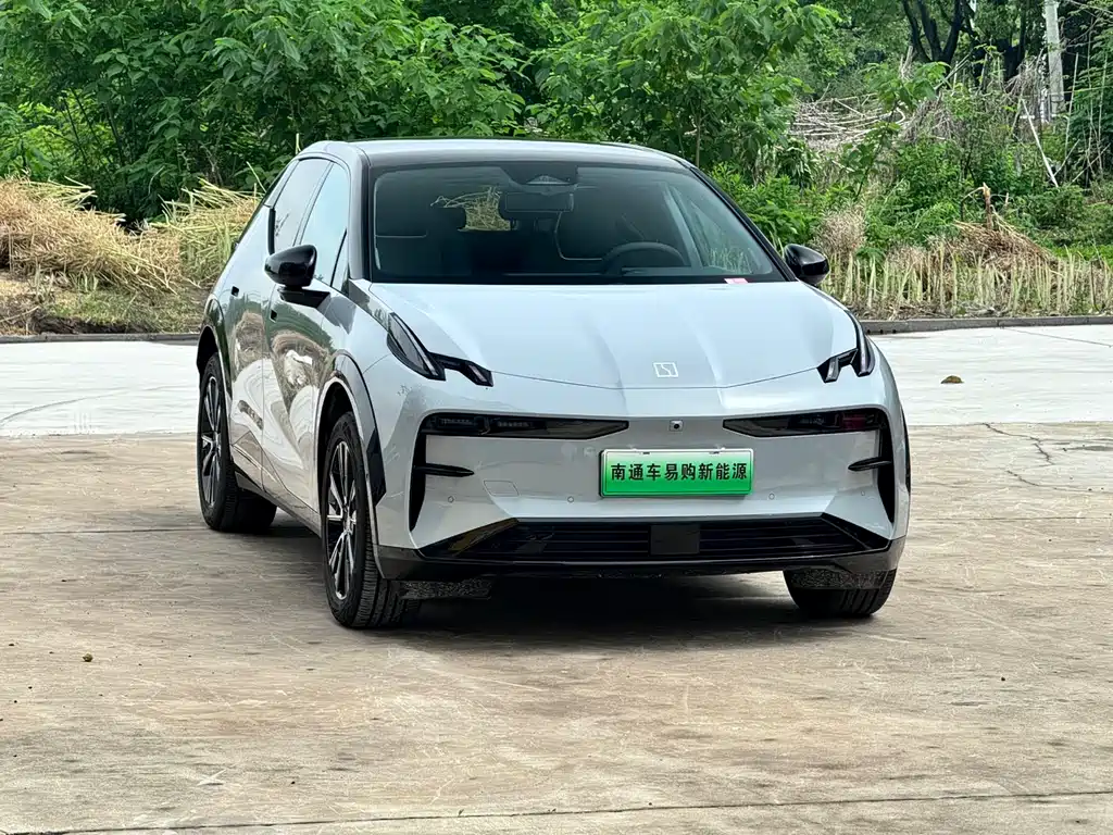 Zeekr X 2025 мест
