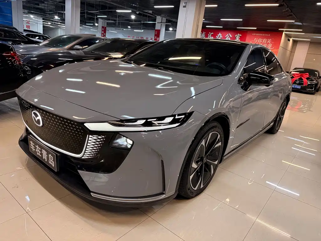 Mazda EZ-6