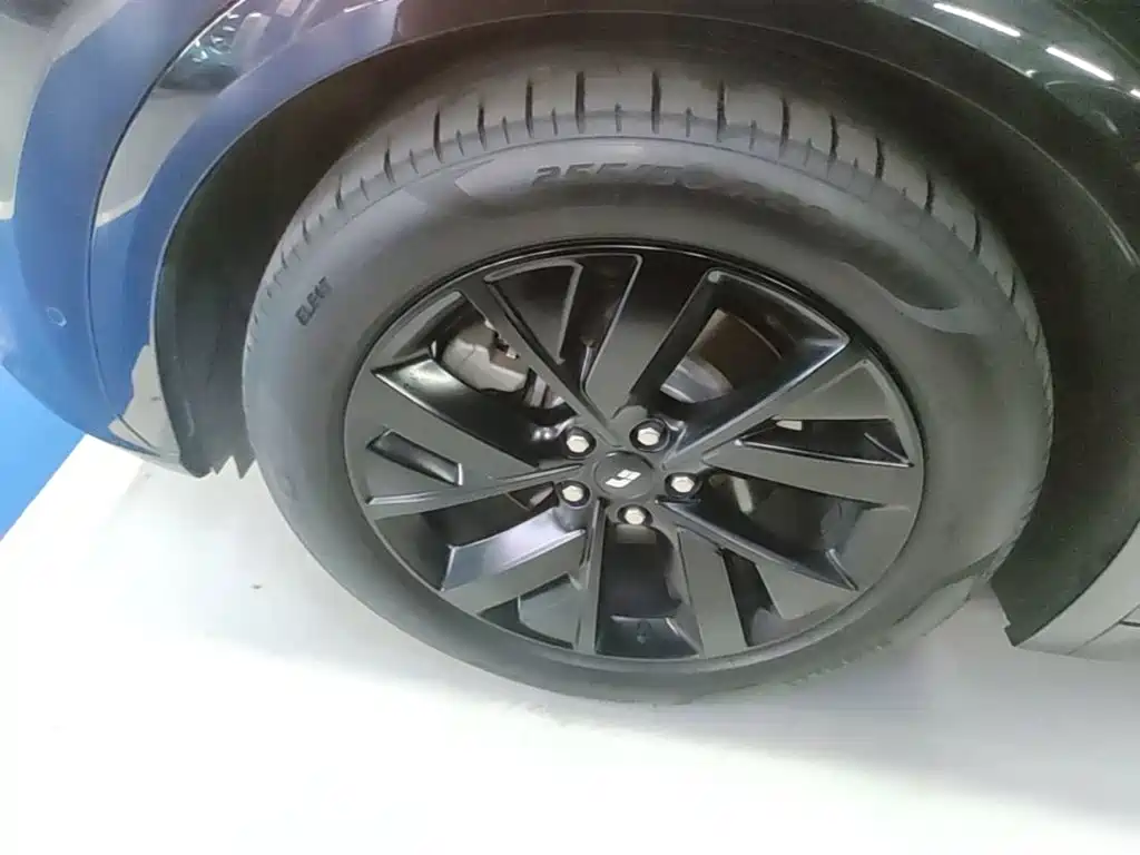 Li Auto Li L7 — миниатюра 23
