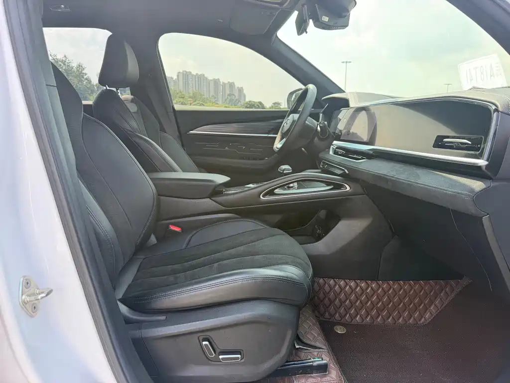 Geely Xingyue L — миниатюра 15