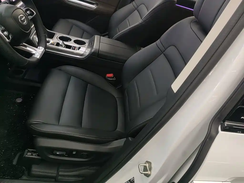 GAC Motor Trumpchi E8 PHEV — миниатюра 15