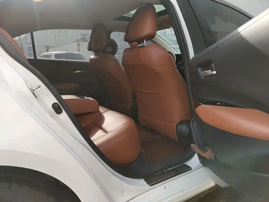 Toyota Allion — миниатюра 5